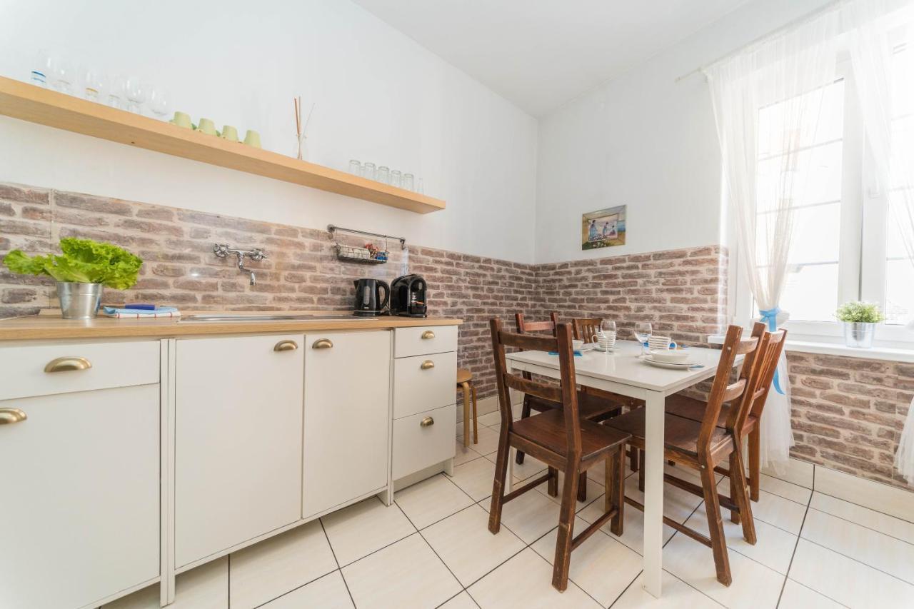 Apartament Przytulny Starowka Old Town Piwna Гданск Екстериор снимка