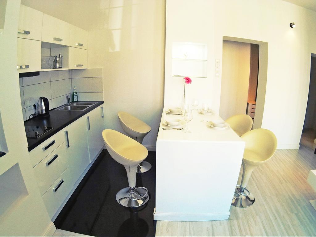 Apartament Przytulny Starowka Old Town Piwna Гданск Екстериор снимка